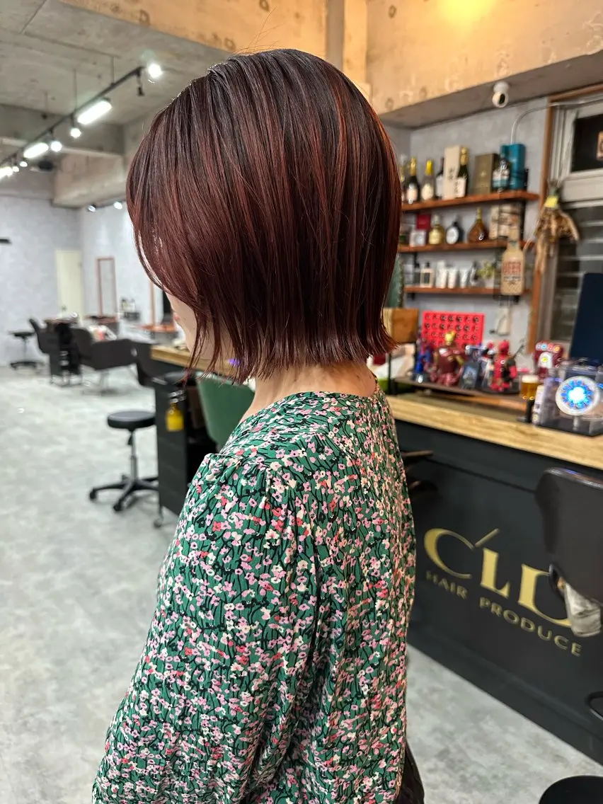ショート 切りっぱなしボブ ショートボブ ハンサムショート 丸みショート ボブ カット ヘアカラー トリートメント モテ髪/ボブ/ショー ト/アダチフウトのヘアスタイル