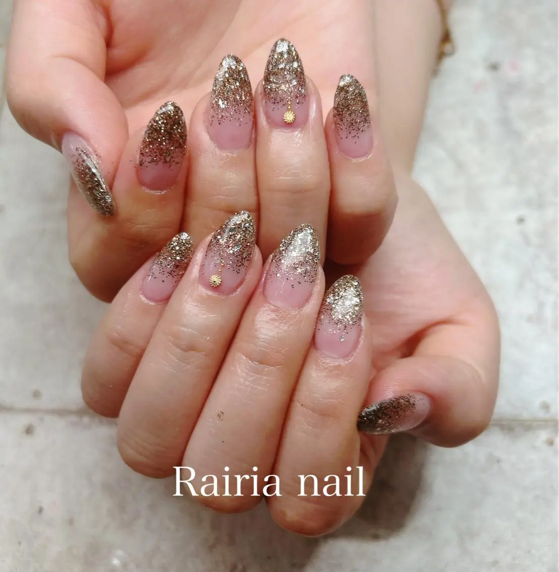 ネイル グラデーション オフィスネイル シンプルネイル Rairia nail本八幡店のネイルデザイン