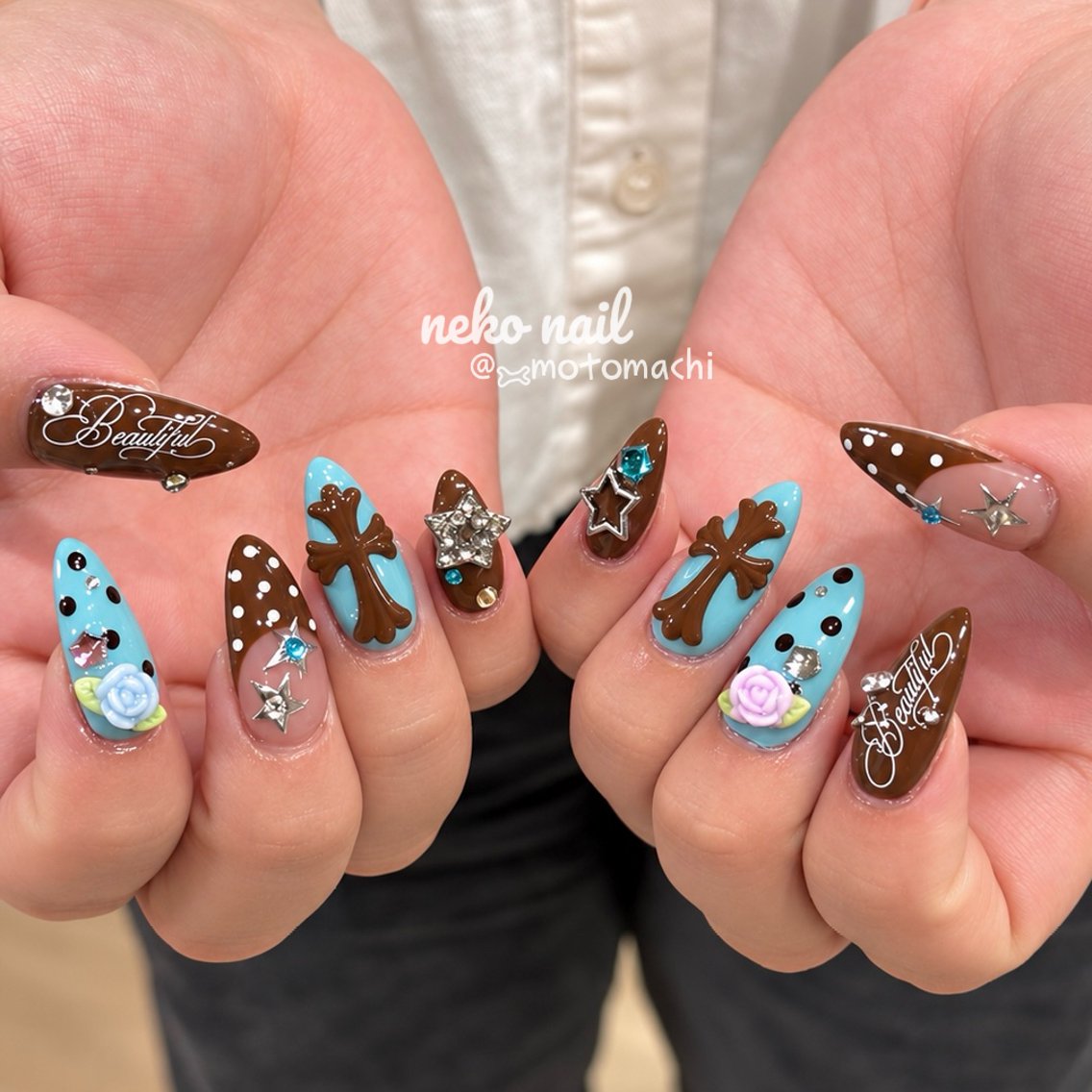 ネイル ドット ハンドネイル neko nail三宮元町店のネイルデザイン