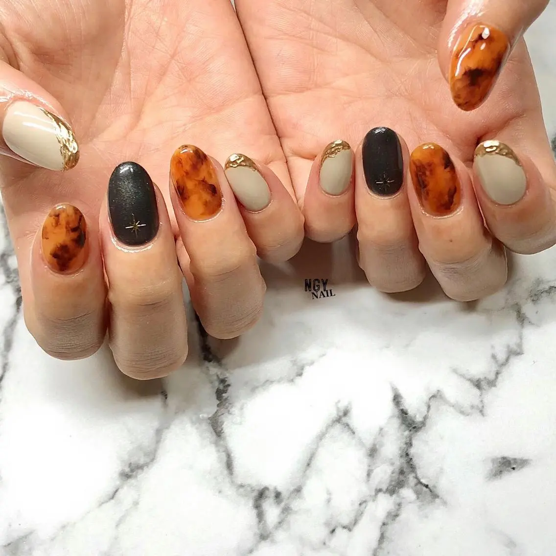 ネイル べっ甲ネイル フレンチネイル ミラーネイル ハンドネイル NAIL NOWのネイルデザイン