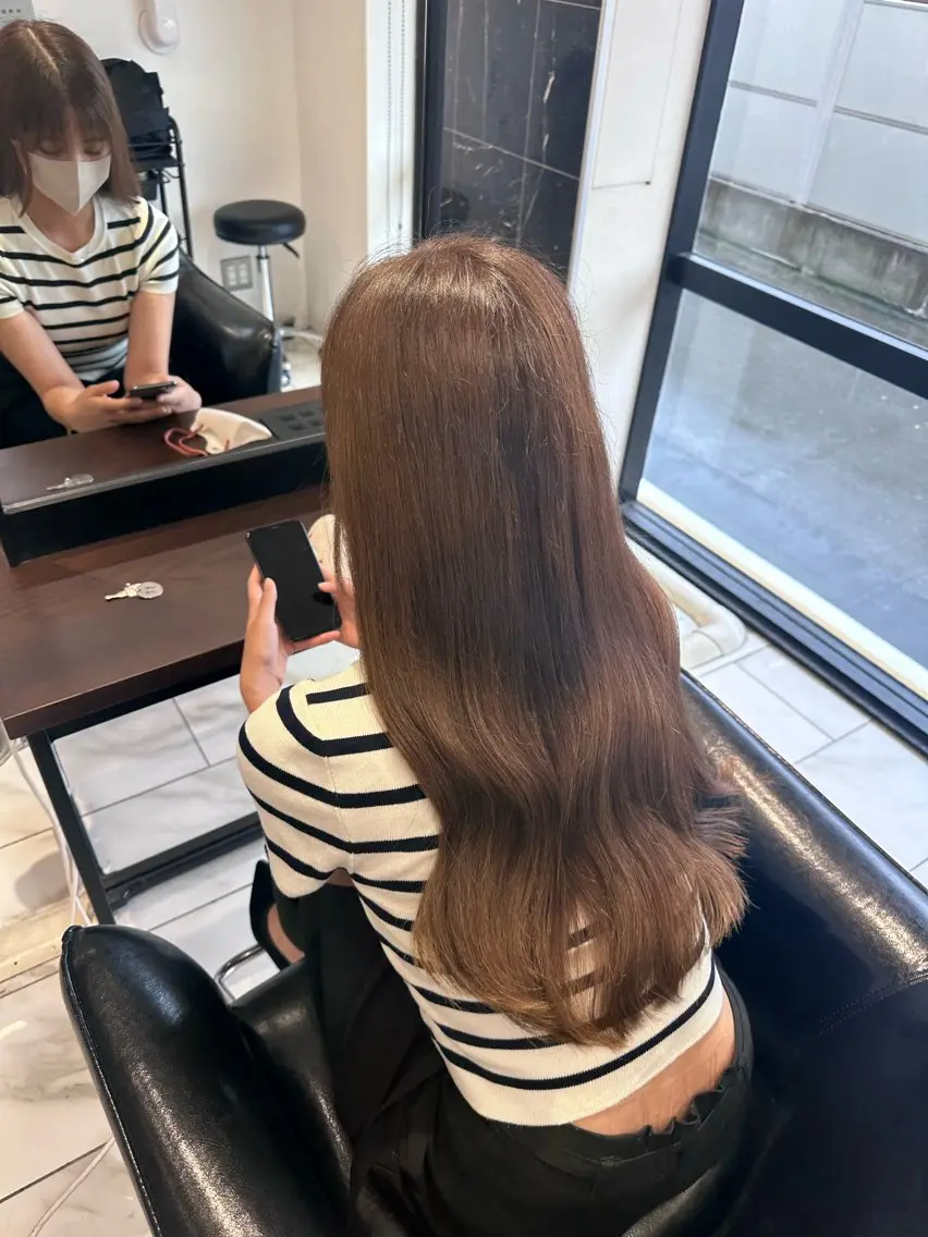 セミロング カラー カット ヘアカラー トリートメント 小顔カット✨ 透明感カラー/村上のヘアスタイル