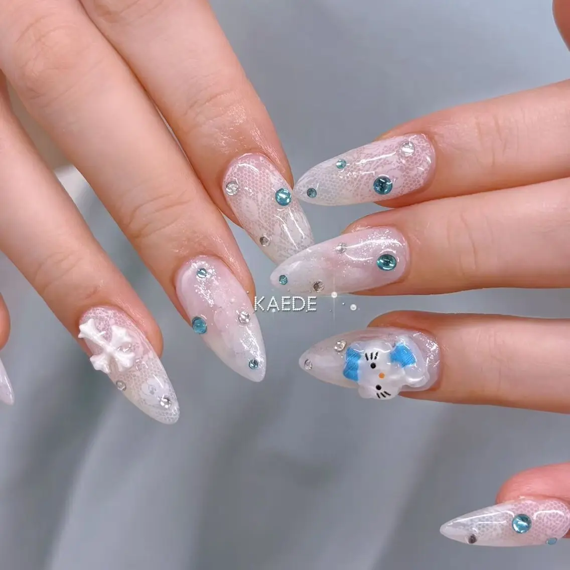 ネイル ハンドネイル Queens テイのネイルデザイン