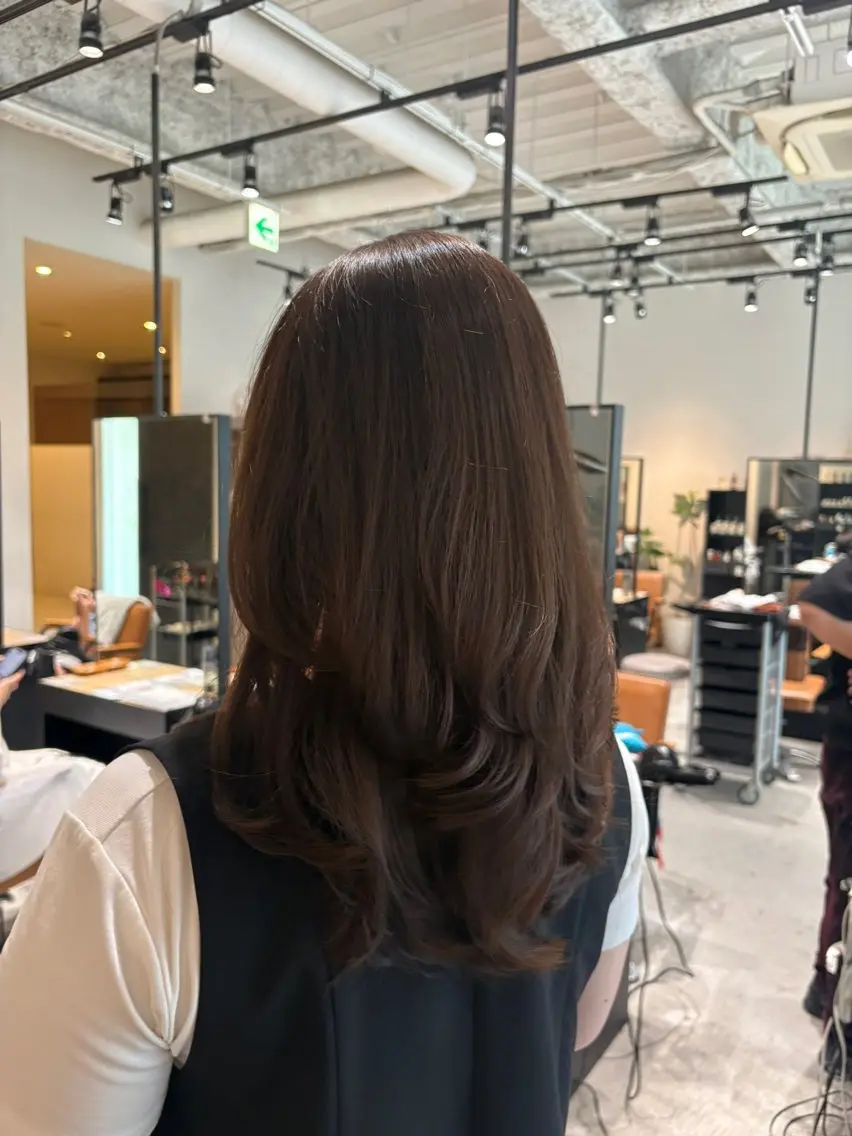 ロング カット 広瀬 帆々乃のヘアスタイル