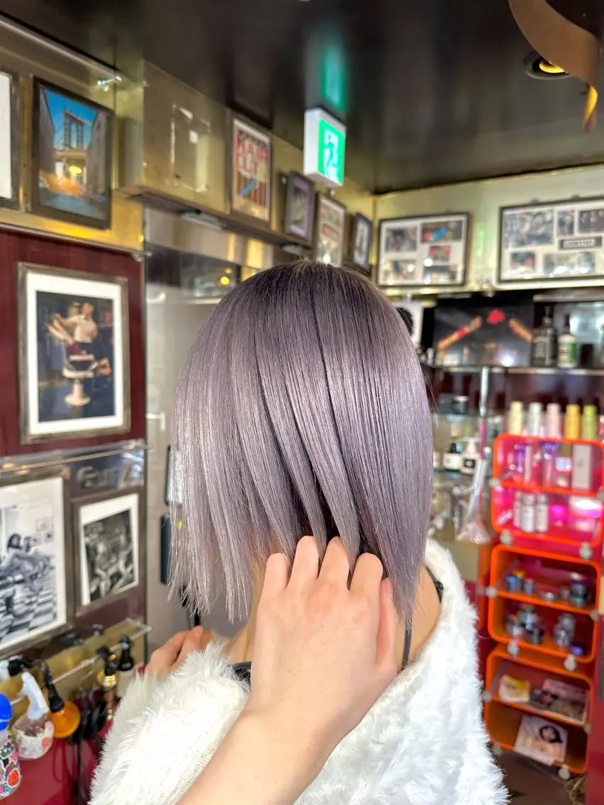 ショート カラー ピンクカラー シルバー カット ヘアカラー トリートメント レイヤーカット/ カラー/長谷恵花のヘアスタイル