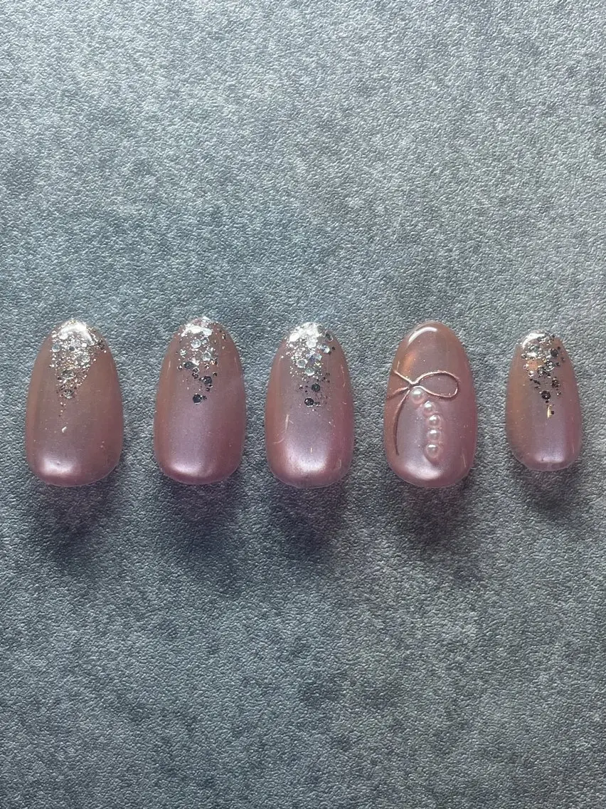 ネイル Rika🌼 シンプル•マグネットのネイルデザイン