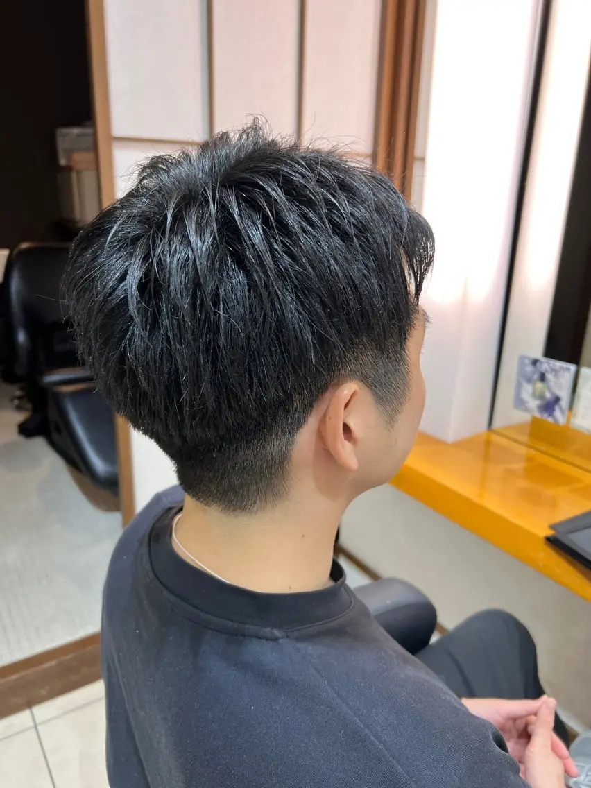 メンズ カット ヘアカラー トリートメント 徳澤 一真のヘアスタイル