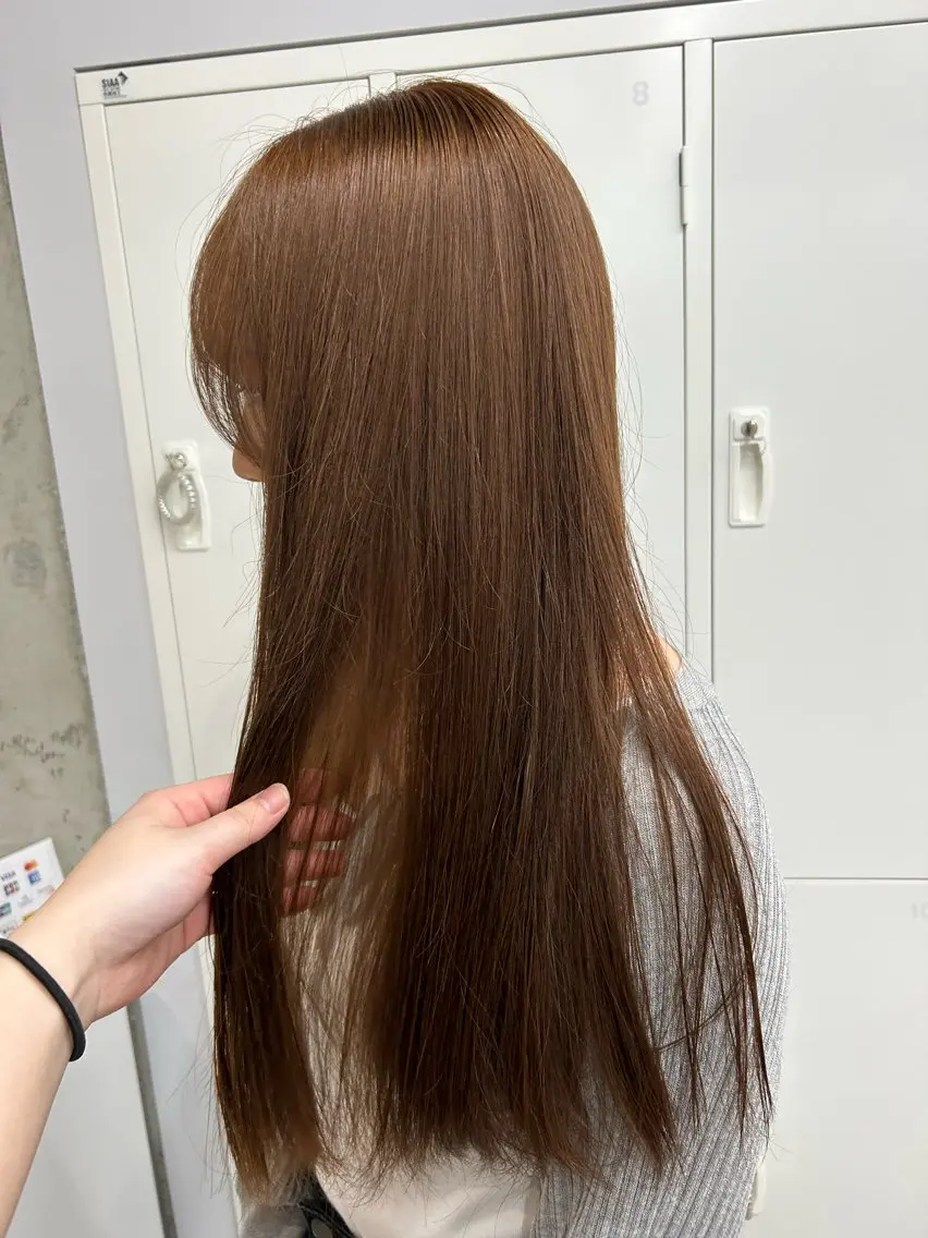 セミロング ヘアカラー トリートメント ハルカ 縮毛矯正🧤 レイヤーモデル募集のヘアスタイル