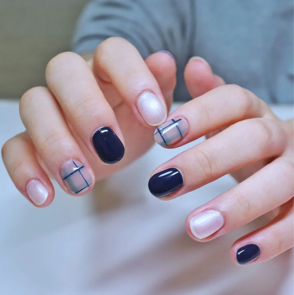 ネイル ブルー グリーン 韓国ネイル ワンホンネイル ハンドネイル Baku Nailsのネイルデザイン