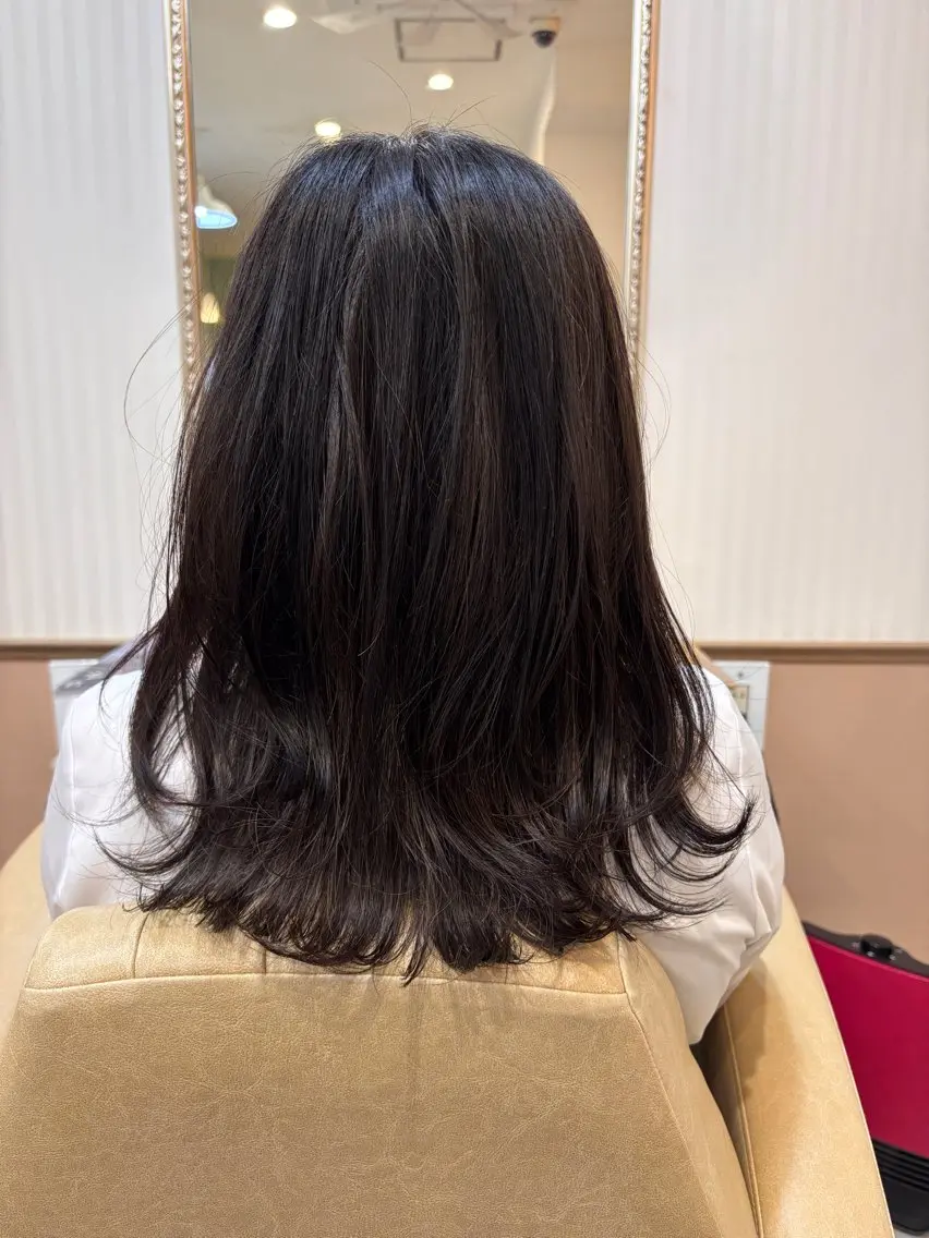 ロング 山田 愛のヘアスタイル