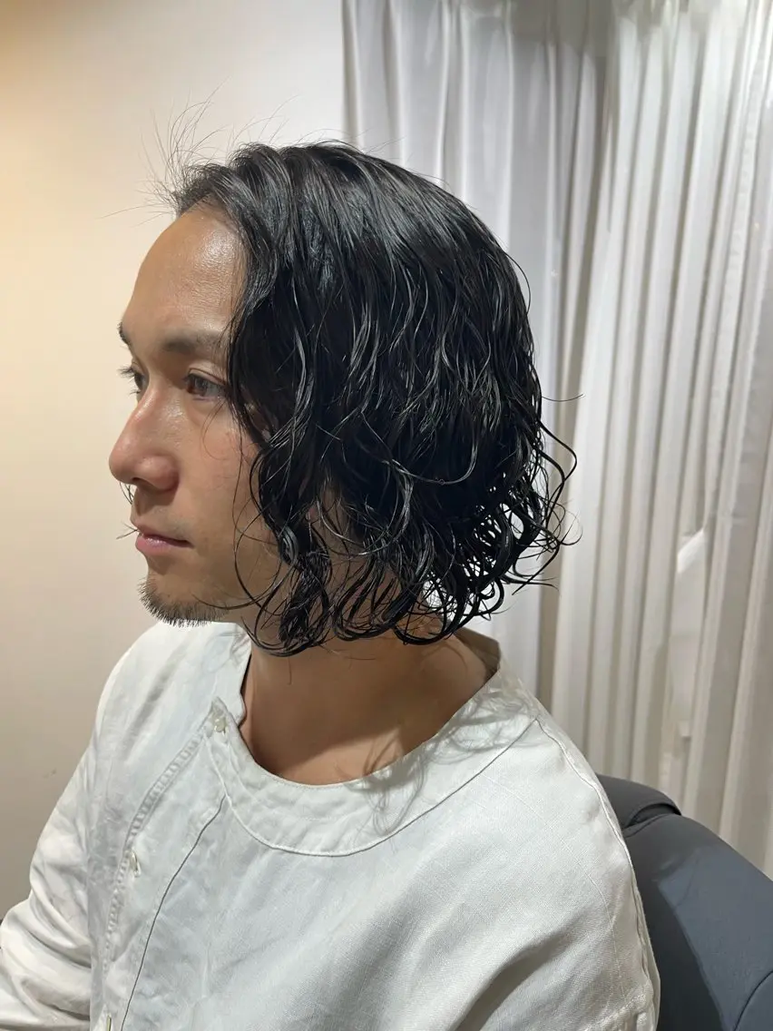 ミディアム メンズ ミディアムパーマ メンズパーマ 林 亮太のヘアスタイル