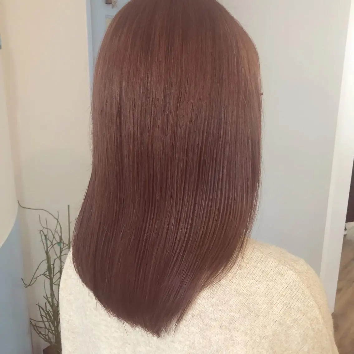 セミロング カラー つばた みゆ🦋のヘアスタイル