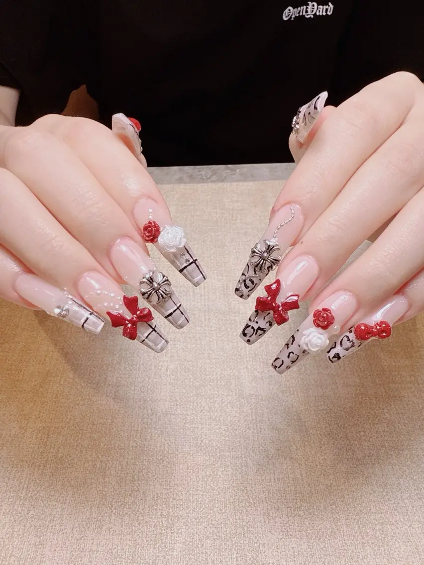 ネイル シエナ nailのネイルデザイン