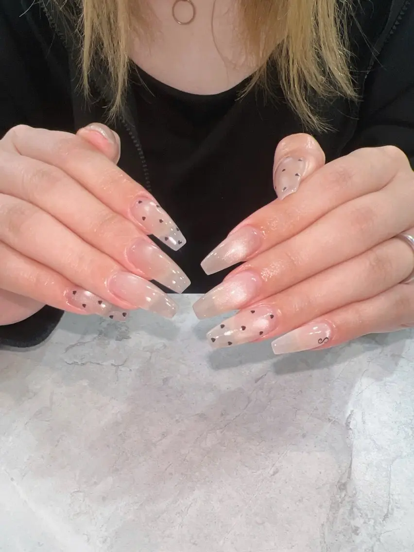 ネイル ガーリー ハート 韓国ネイル ニュアンスネイル リボン Sora nail 長さ出し専門店のネイルデザイン