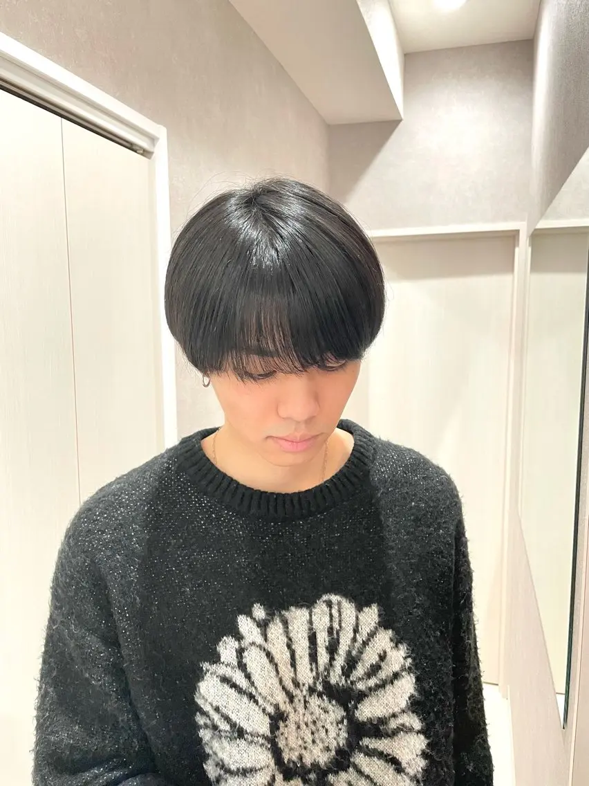 ショート カラー メンズ カルマパーマ マッシュ メンズパーマ ツーブロック 刈り上げ 【東北メンズヘア1 位受賞🥇】本間祐太のヘアスタイル