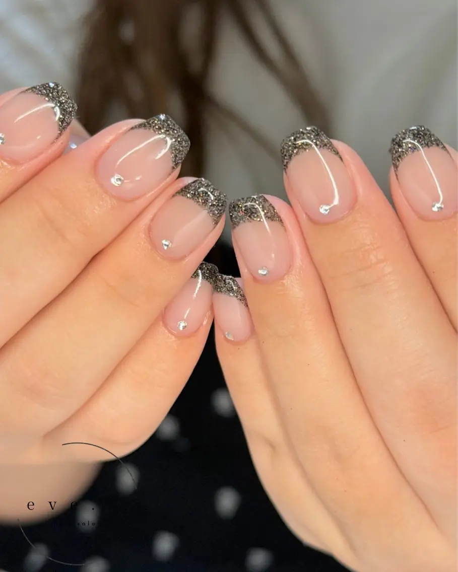 ネイル フラッシュネイル フレンチネイル ハンドネイル nail salon eve...のネイルデザイン