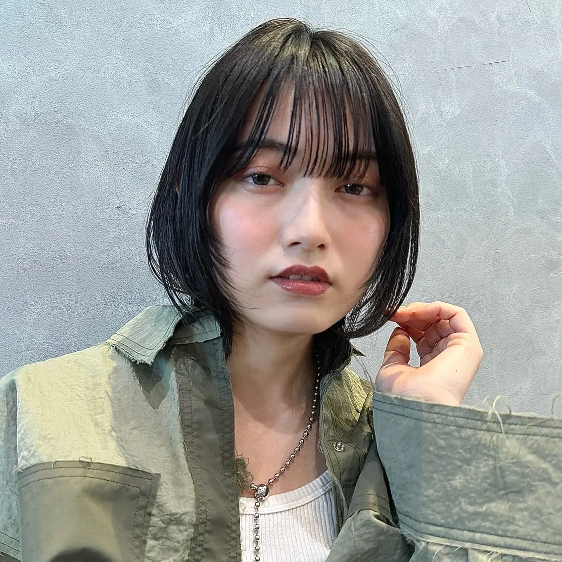 ミディアム カット ヘアカラー トリートメント 小顔ボブ🌸 hinakoのヘアスタイル