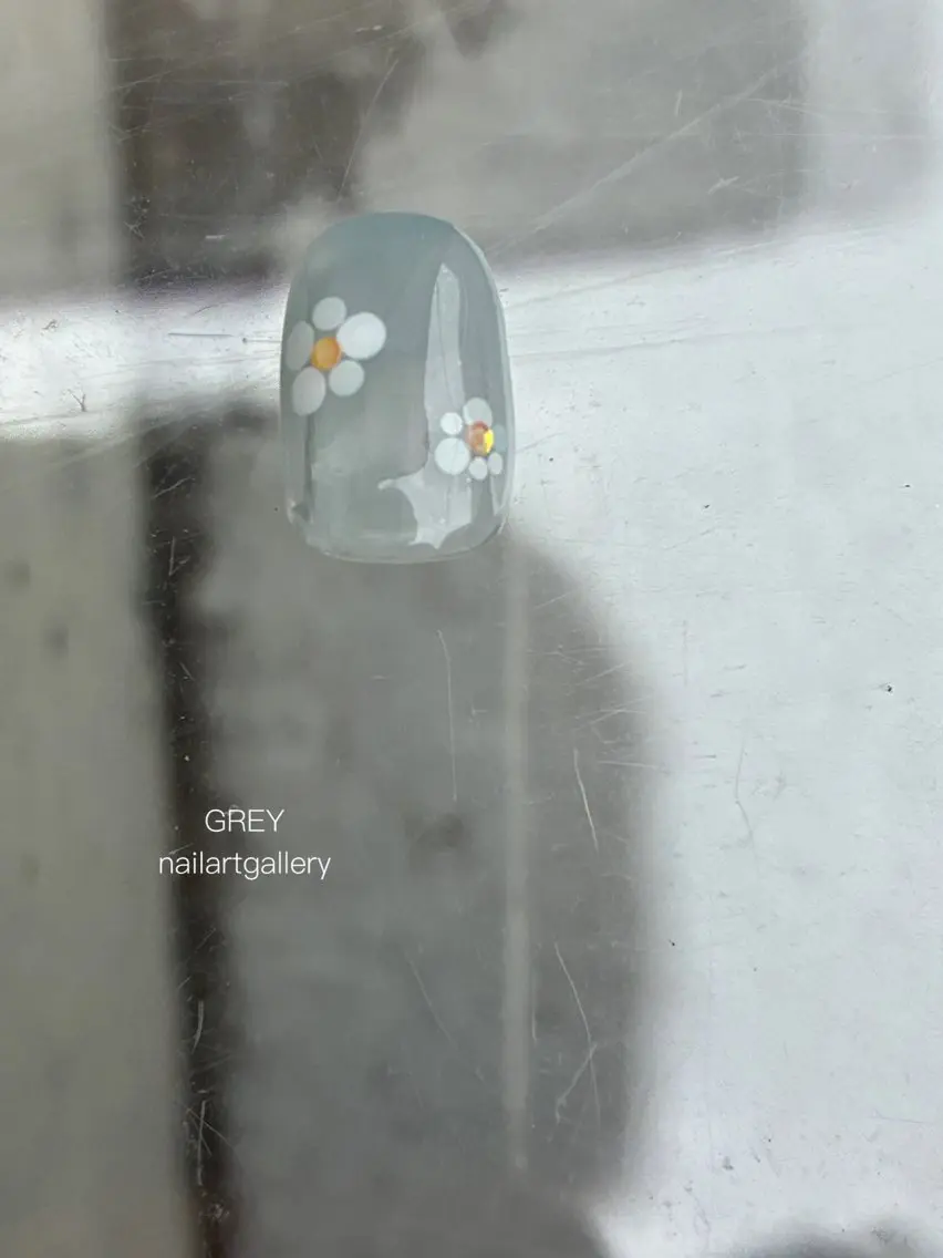ネイル シンプルネイル ハンドネイル 【GREY】 TAIRAのネイルデザイン