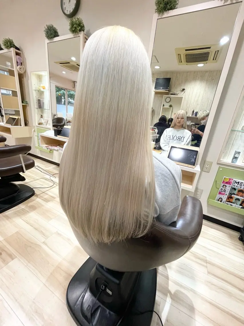 ロング カラー 🌈派手髪ハイトーン 🌈鈴木亮太🌈のヘアスタイル