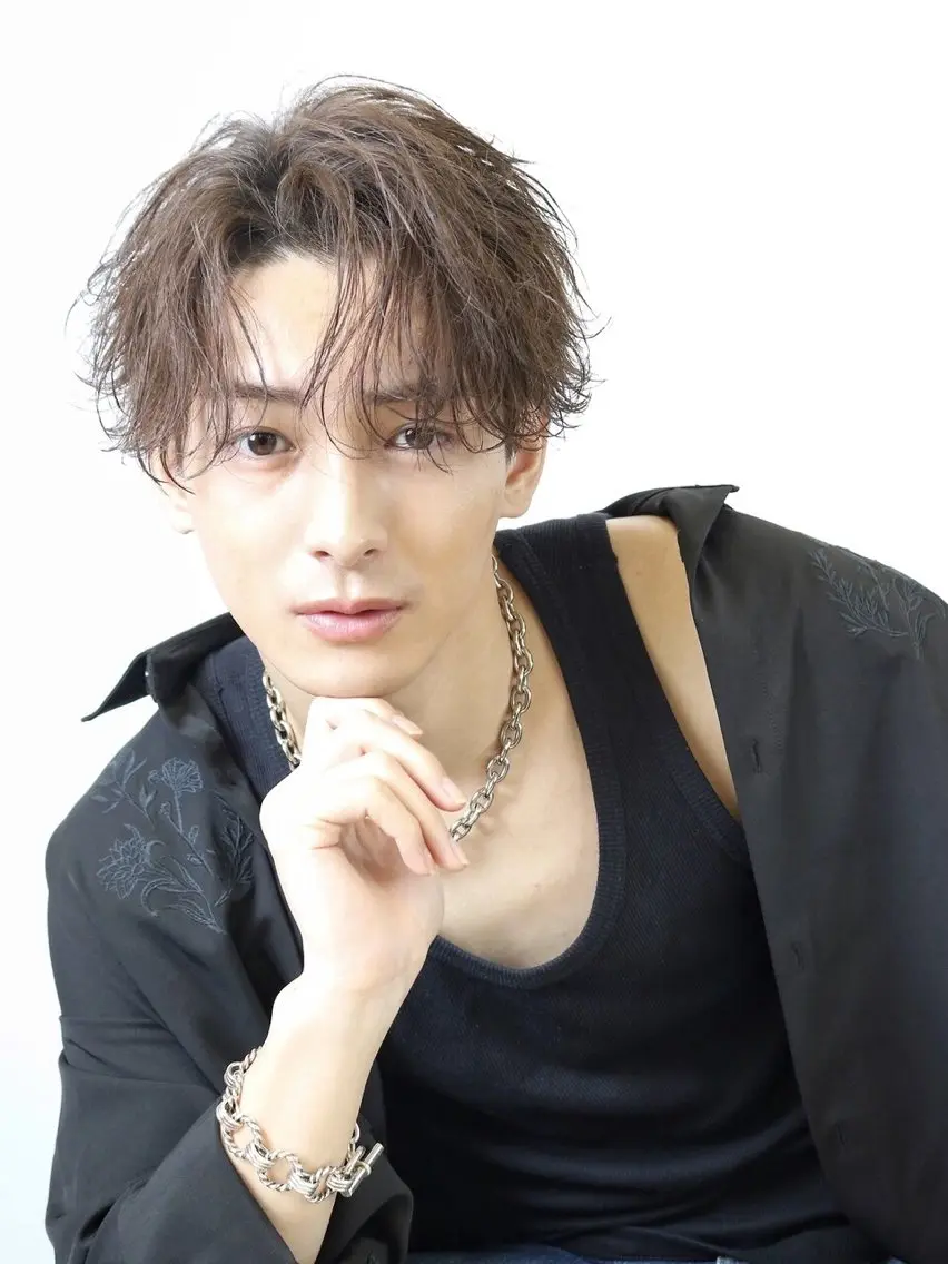 【メンズ限定🔥】メンズ眉毛ワックス(間引き込み)+毛穴洗浄炭酸パック※眉毛メイクをされる方は眉毛のメイクレクチャー付きの写真