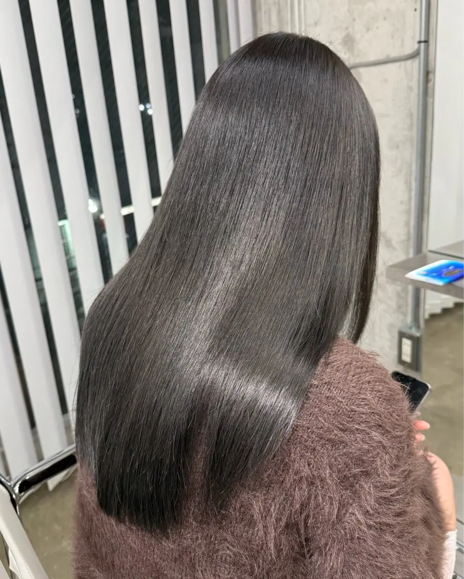 セミロング カラー ダークグレー トリートメント カット ヘアカラー トリートメント 高橋大樹/グレー ジュ/ブリーチなしのヘアスタイル