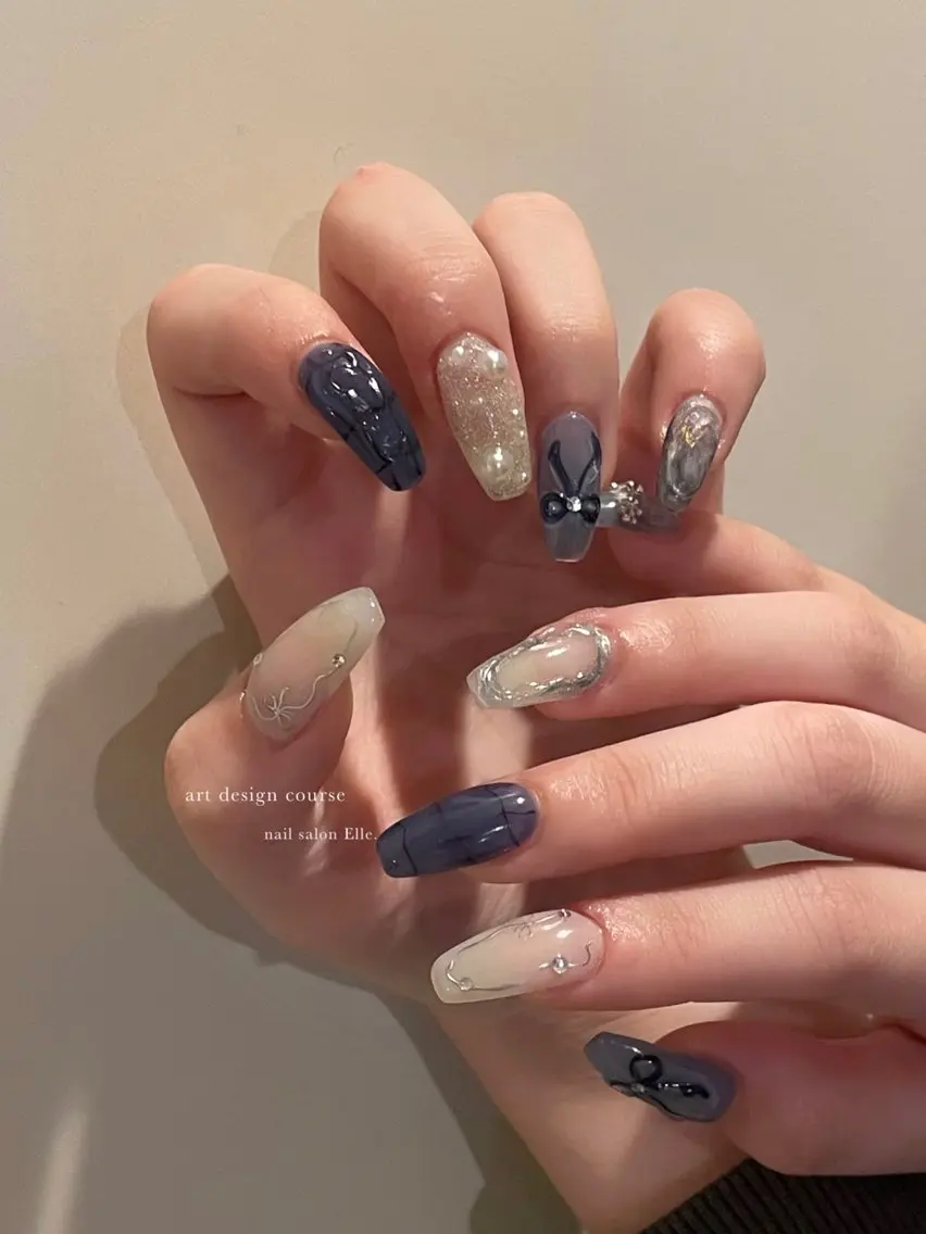 ネイル アートネイル オーロラネイル チークネイル フレンチネイル ガラスフレンチ 🎀🎀YooLi Nail Salonのネイルデザイン