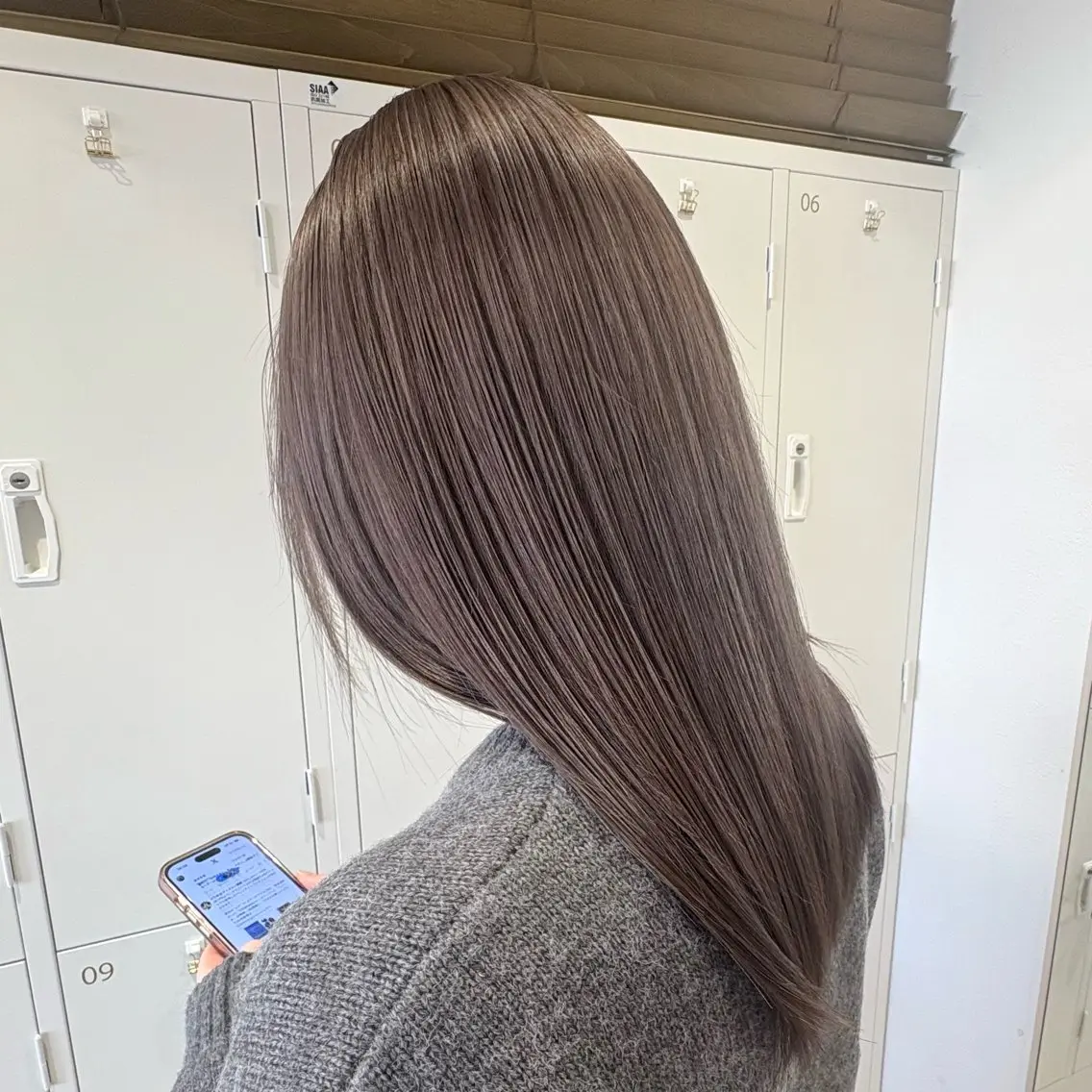 🫧ミニモ限定🫧グレージュにしたい方はこちら🩶「ケアブリーチ+オンカラー」　¥15280→10000の写真