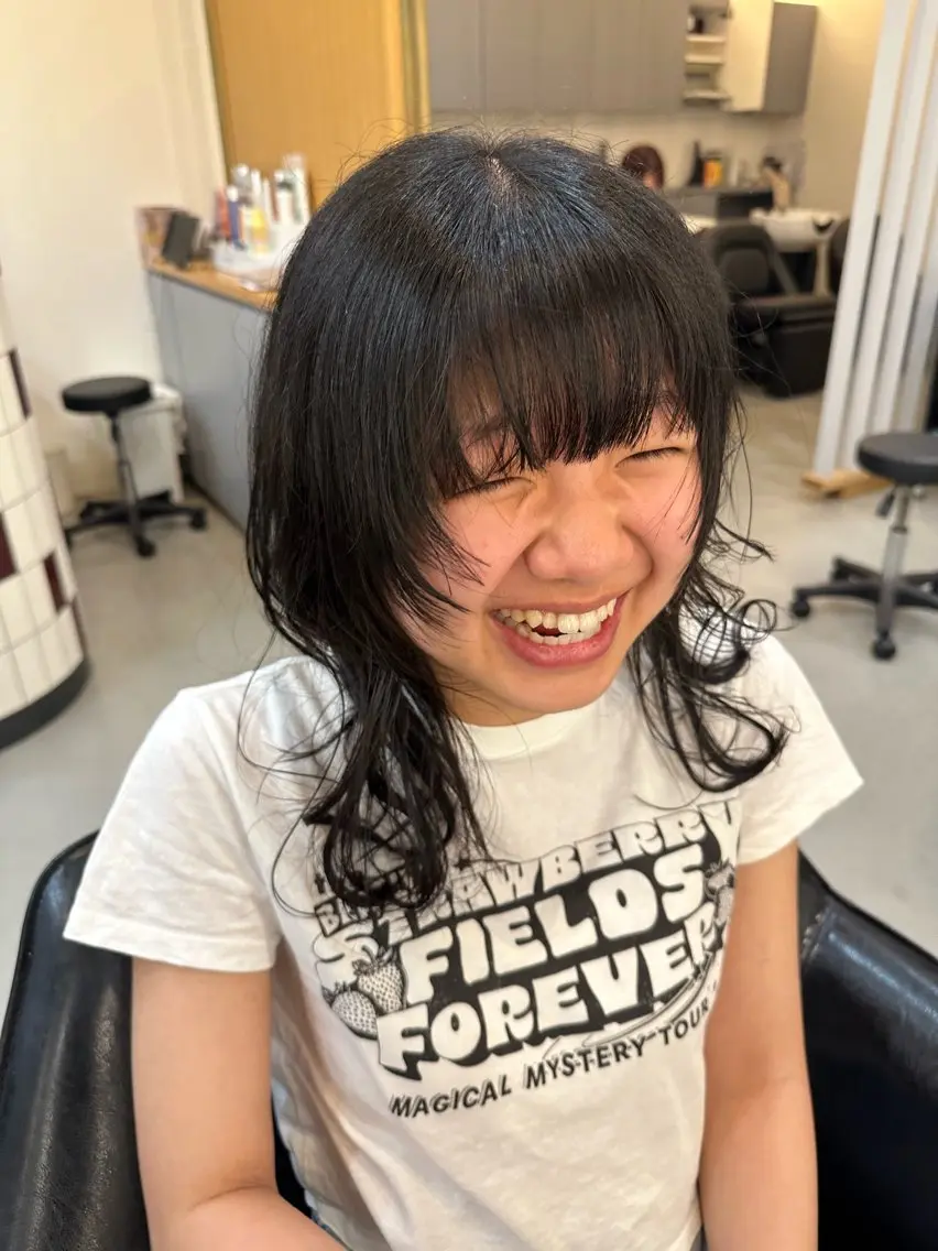 セミロング 加藤 利奈のヘアスタイル