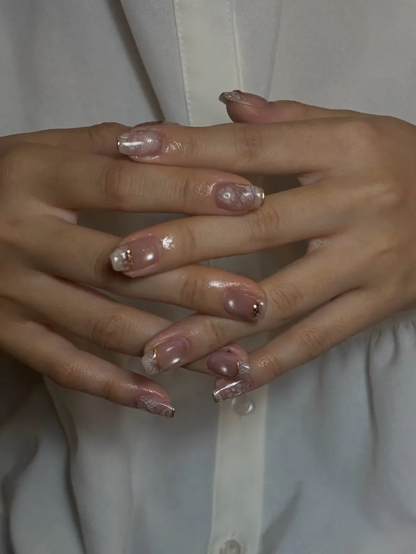 ネイル 長さ出し ジェルネイル 韓国ネイル マグネットネイル 持ち込み D.dnail🎀 Reinaのネイルデザイン