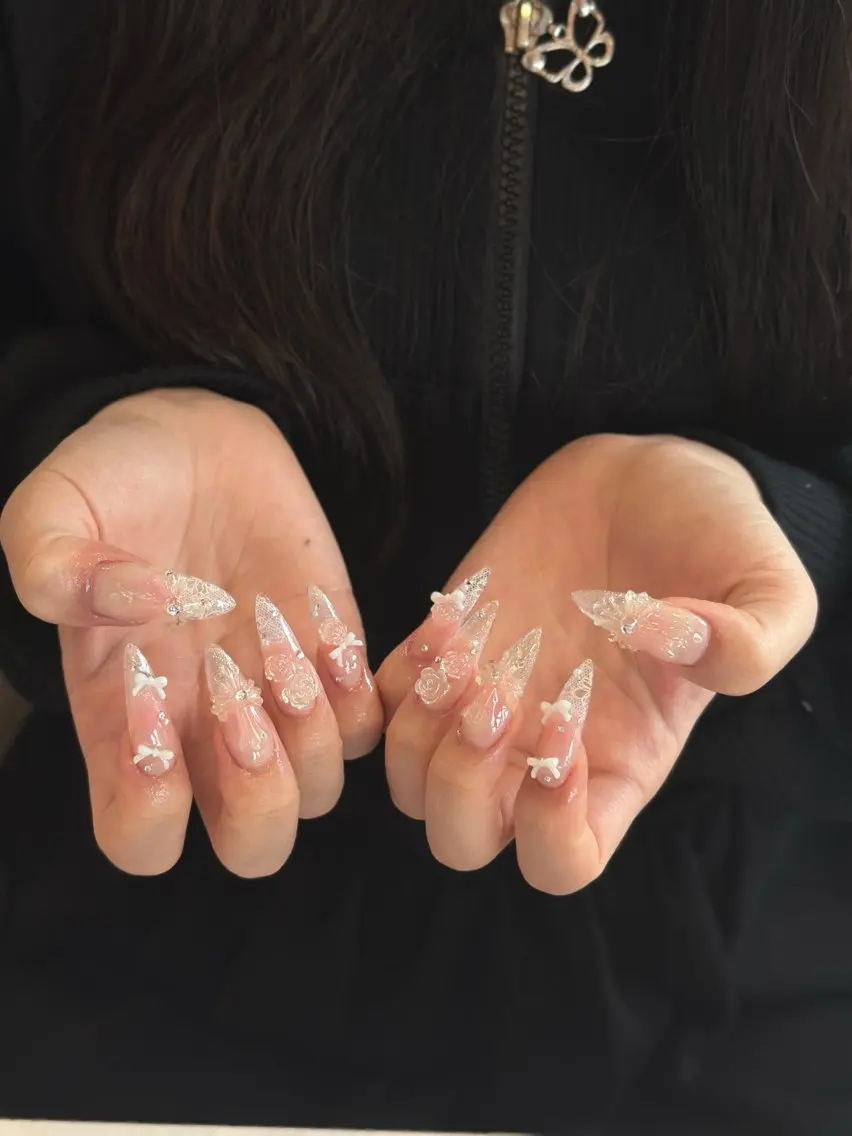 ネイル ジェルネイル 韓国ネイル 持ち込み シンプルネイル ワンホンネイル ハンドネイル 🎀Aura. Yurachanのネイルデザイン