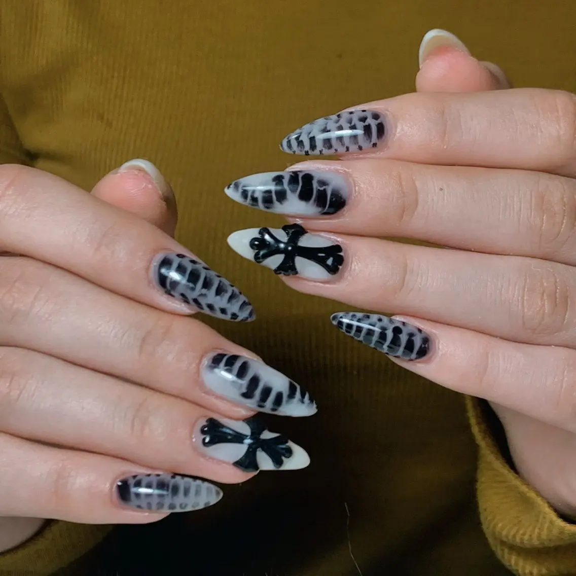 ネイル Mio nail Osakaのネイルデザイン