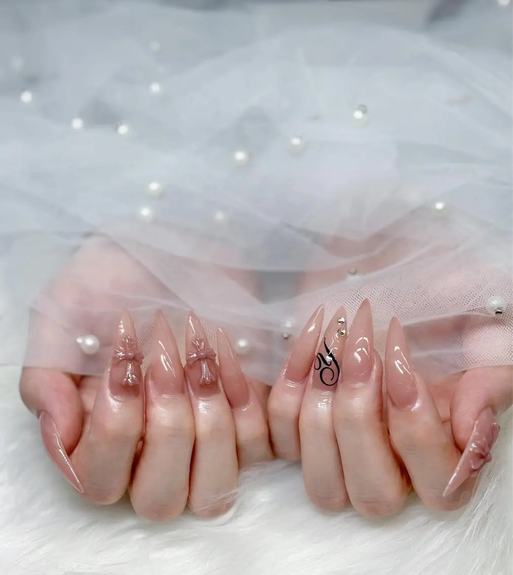 ネイル 韓国ネイル マグネットネイル 持ち込み ハンドネイル Dyo Nail_Royalのネイルデザイン