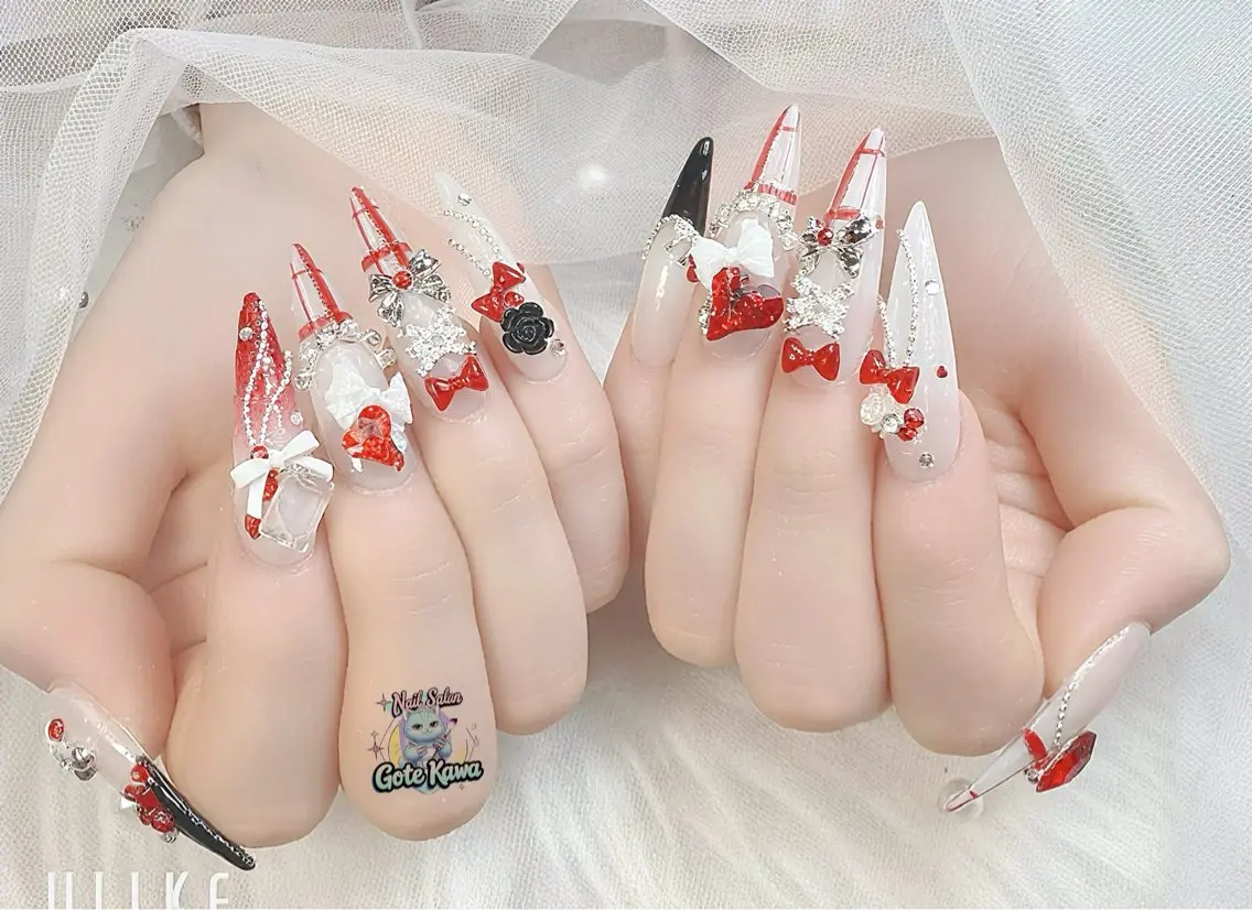 ネイル グラデーション ハート 持ち込み 赤色 リボン ハンドネイル ハンドケア Gote Kawa nail salonのネイルデザイン