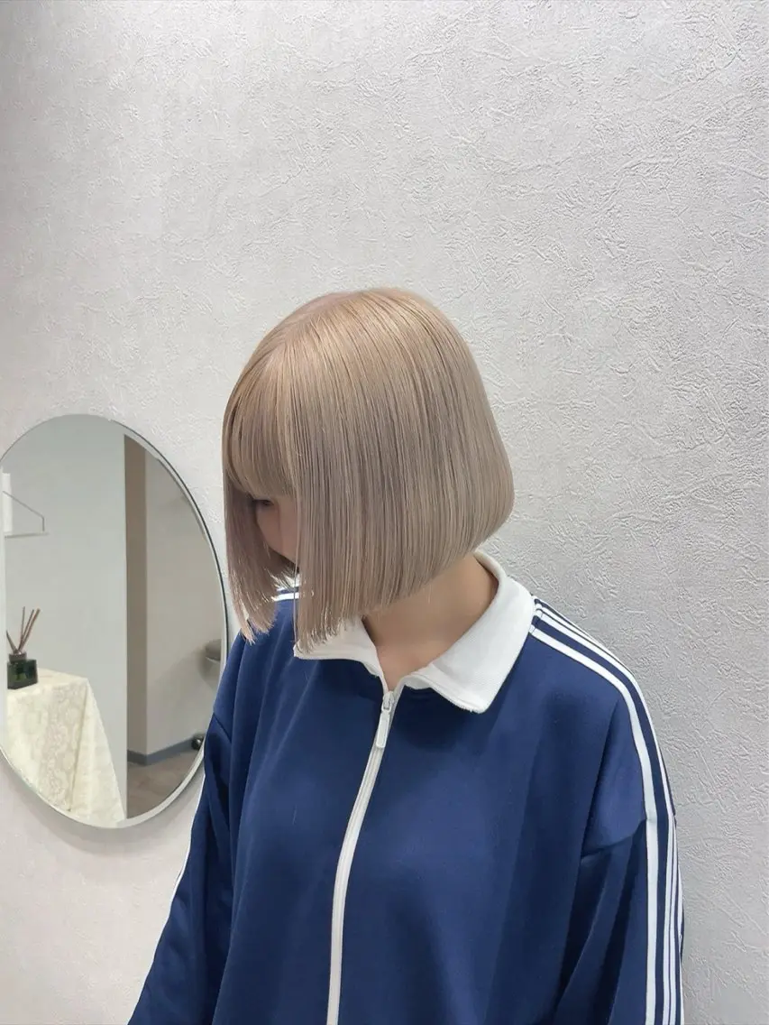 ショート カラー ハイトーンカラー ボブ モテ髪美容師♡ ひなたのヘアスタイル