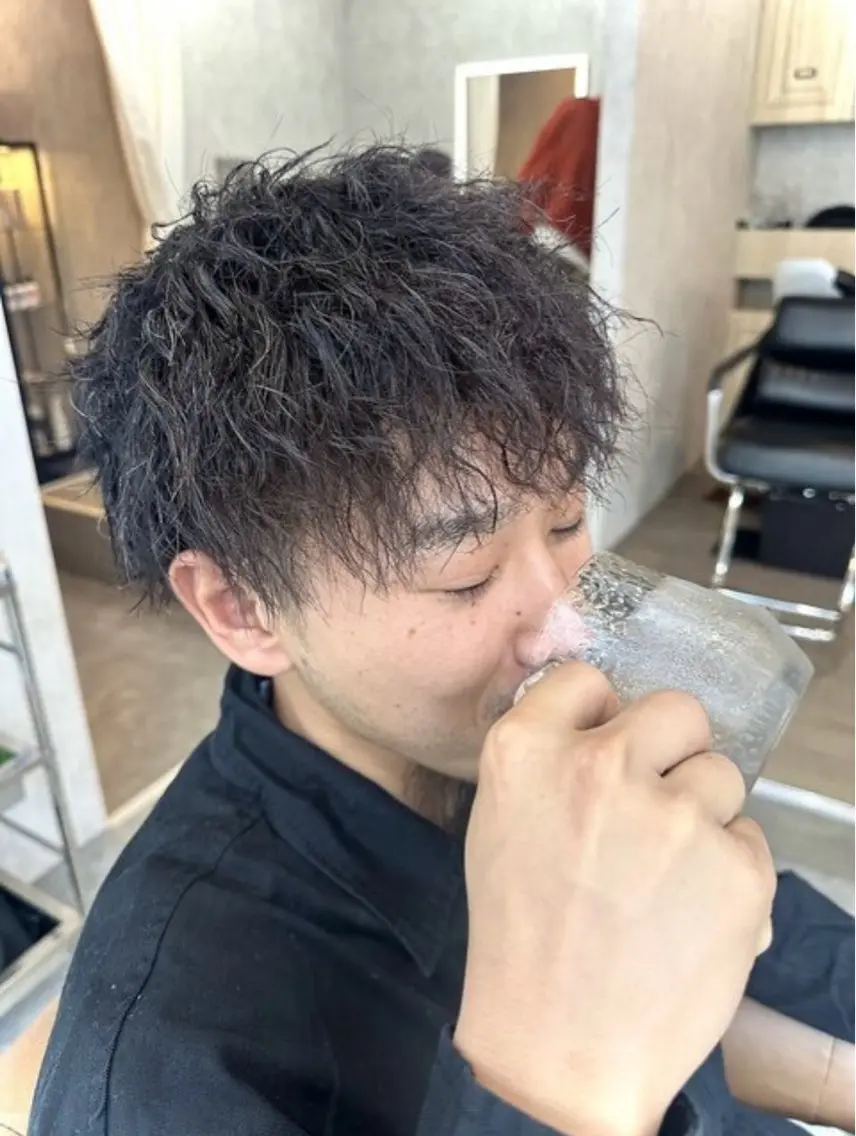 ショート パーマ メンズ 近藤 叶大のヘアスタイル