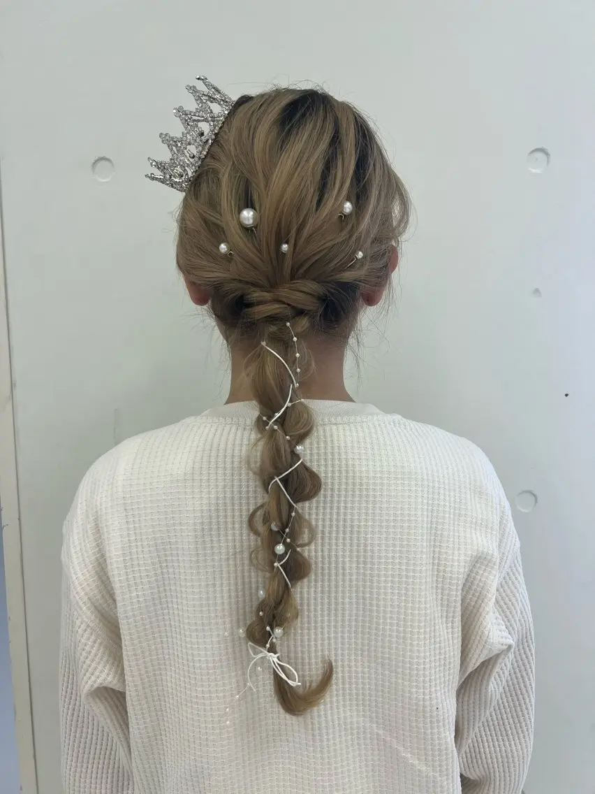 ロング ヘアアレンジ ヘッドスパ ヘアセット ダブルカラー特化✨ /透明感カラーゆりあのヘアスタイル