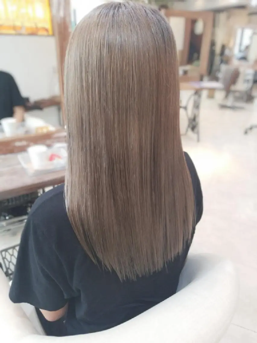 【ケアブリーチ使用🌟】ダブルカラー＋カット＋トリートメントの写真