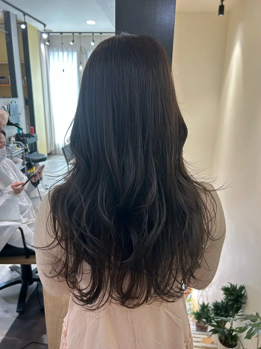 ロング カラー ブラウンカラー 透明感カラー グレージュ hubhair レイヤー/透明感のヘアスタイル