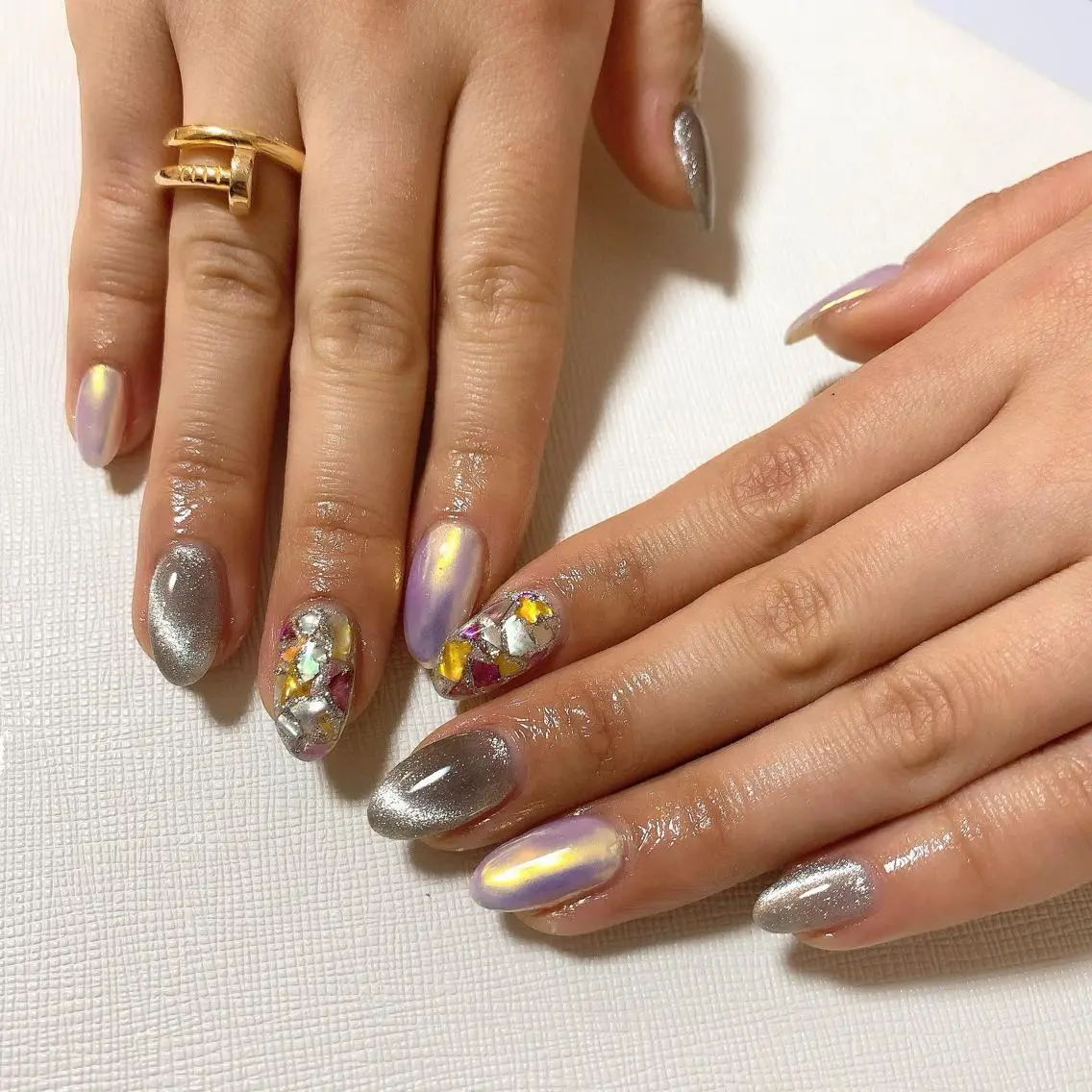 ネイル オーロラネイル マグネットネイル ミラーネイル vivi nailのネイルデザイン