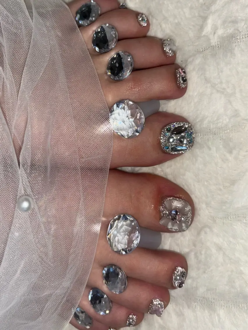 ネイル フラッシュネイル ラメ(グリッター) フットネイル nail salon はるりのネイルデザイン