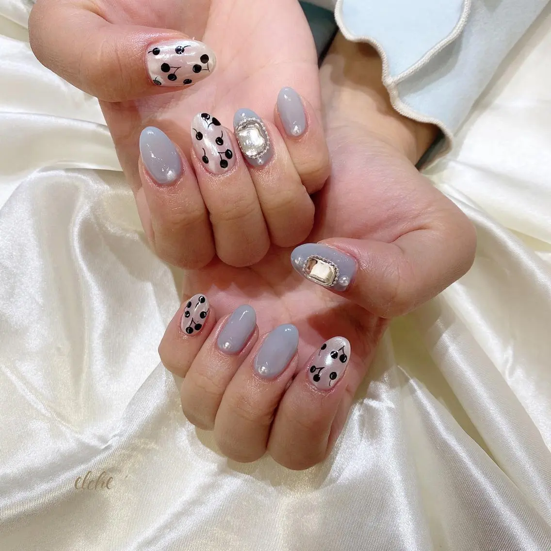 ネイル ハンドネイル 西岡 杏のネイルデザイン