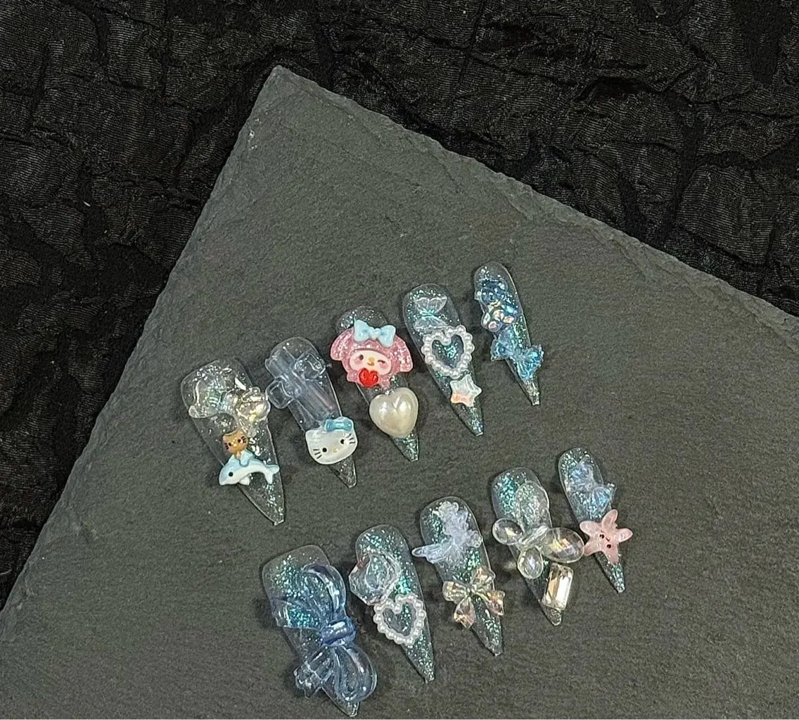 チップ長さだし10本ワンカラー+ゴテゴテパーツつけ放題 ¥15000の写真