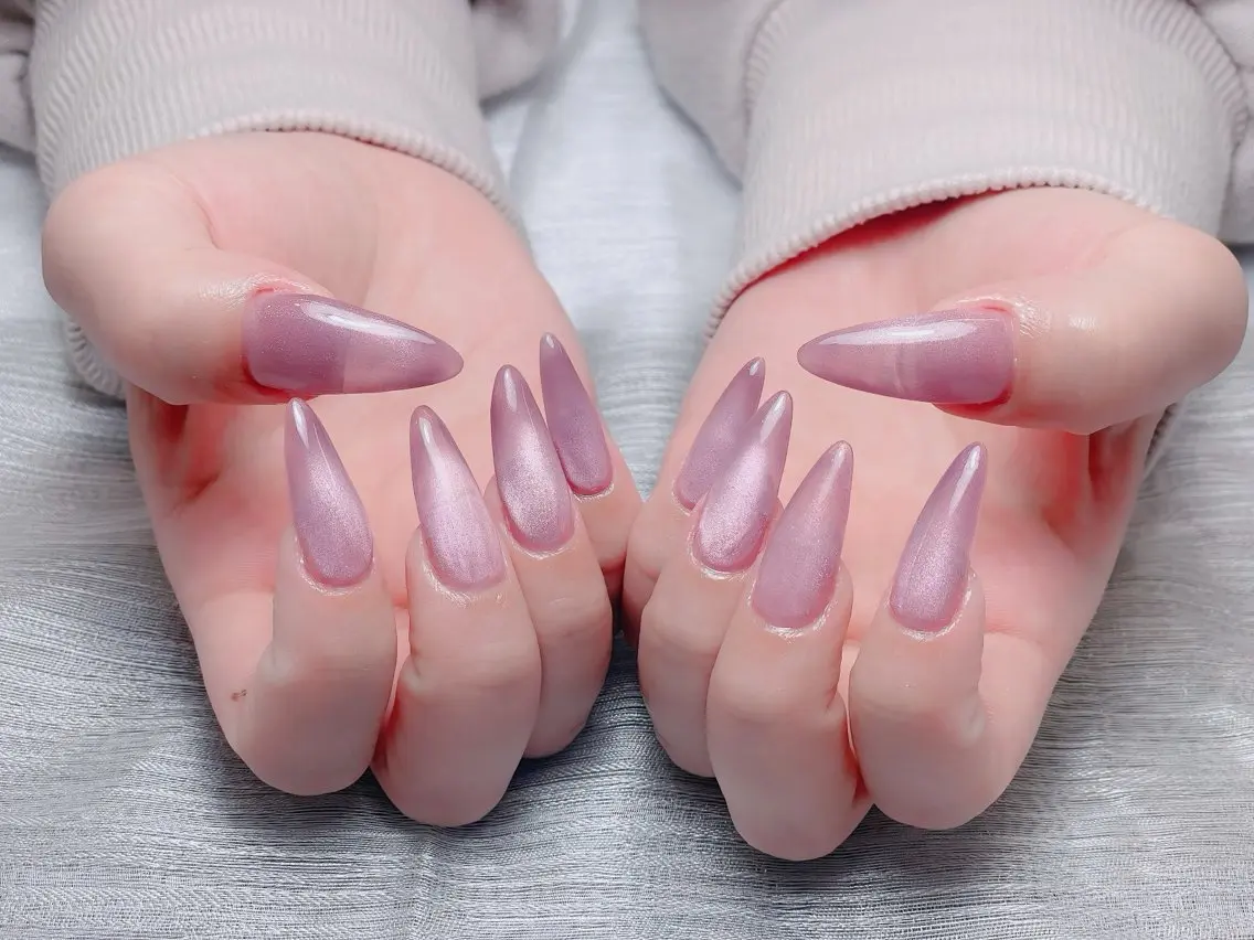 ネイル 長さ出し ガーリー 韓国ネイル ロングネイル ミラーネイル 中野駅から2分 MEO NAILのネイルデザイン