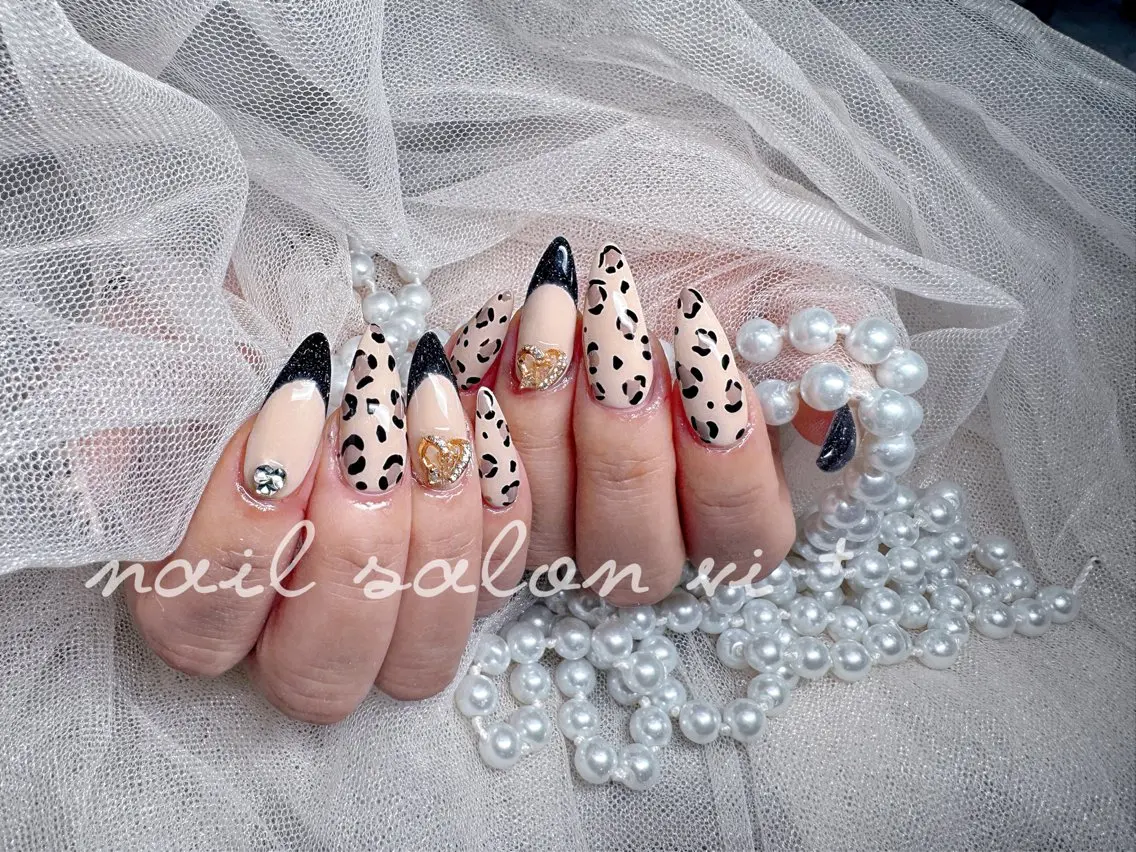 ネイル ハンドネイル ✨Nailsalon Vi+✨のネイルデザイン