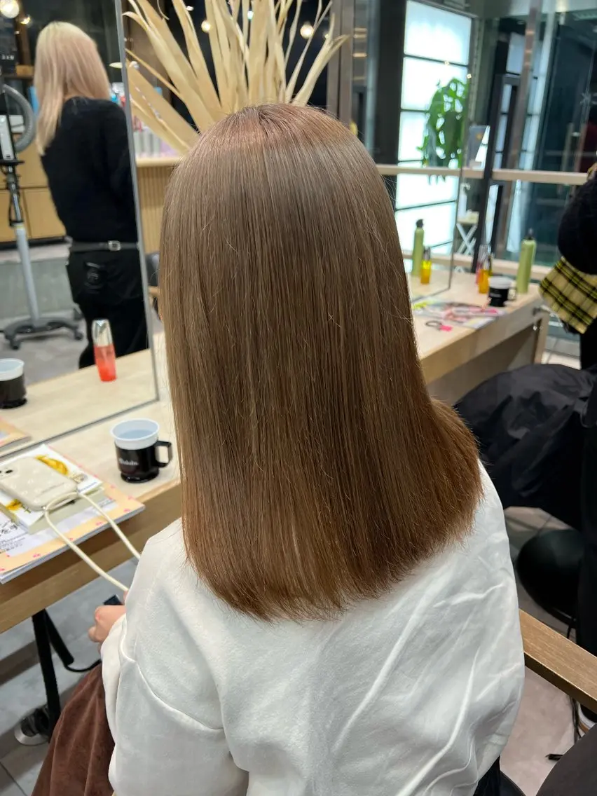 ミディアム カラー ヘアカラー トリートメント 🌞レイヤー×カラー 前川那津美🌞のヘアスタイル