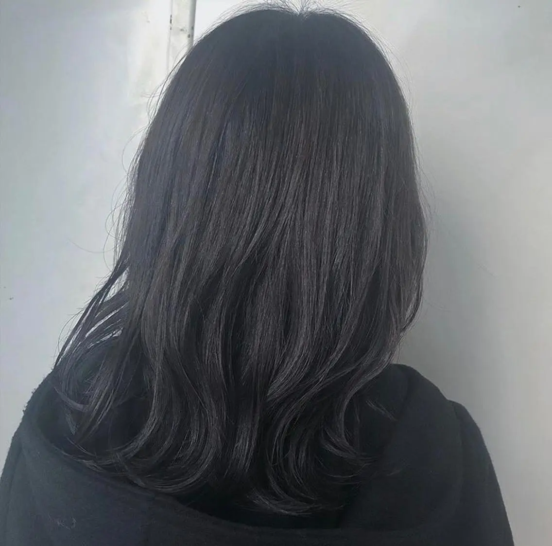 セミロング カラー 黒髪 グレーブラック 髪質改善サロン 梅田/ヨナミネのヘアスタイル