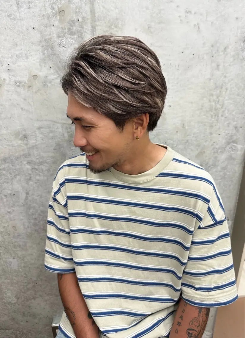 カラー メンズ メンズハイライト ハイライトカラー 森本 笑のヘアスタイル