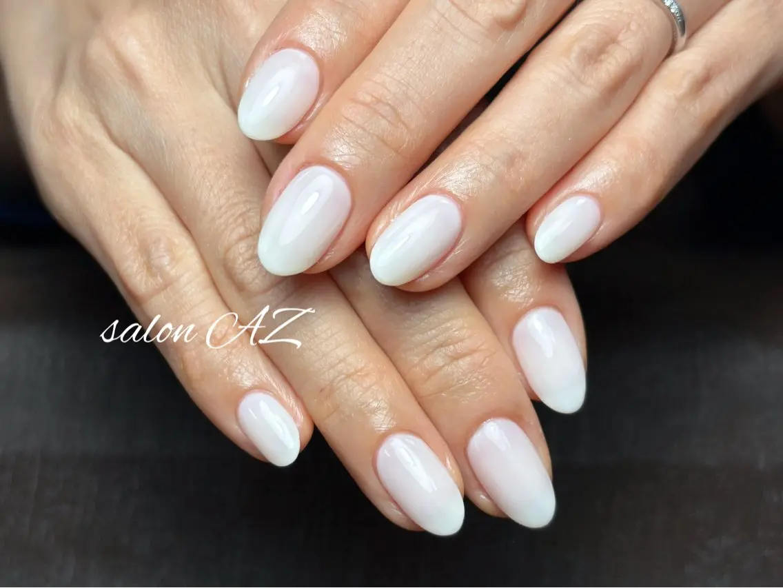 ネイル アートネイル 長さ出し フットネイル フレンチネイル ジェルネイル ハンドネイル salon AZのネイルデザイン