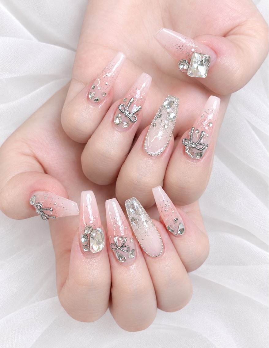 ロング 韓国風ヘア ロング ハンドネイル ハンドケア CHIBI NAIL SALON 船橋のネイルデザイン
