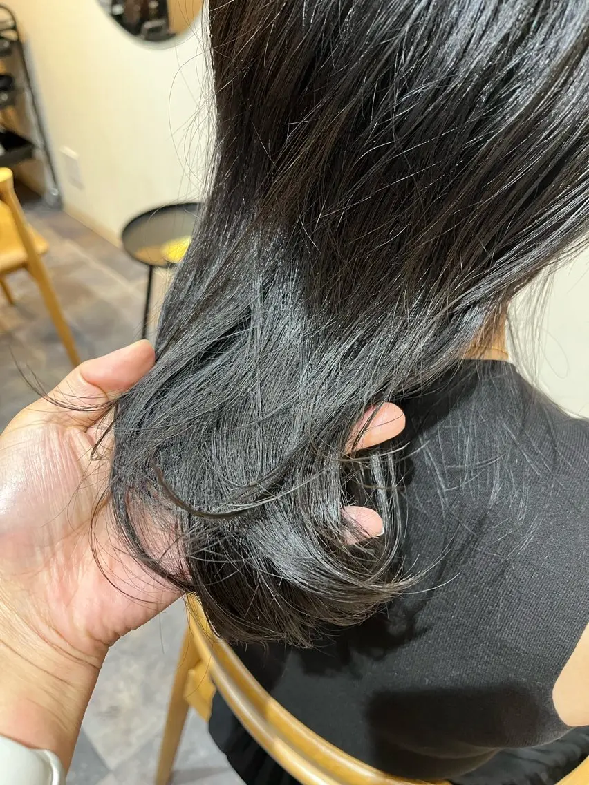 ミディアム カラー 透明感カラー 伊藤 由季のヘアスタイル