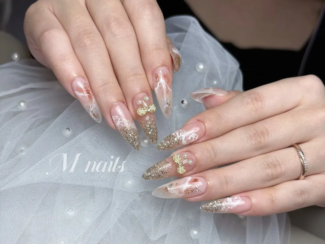 ネイル M 🌷Nail 長さだし専門店のネイルデザイン